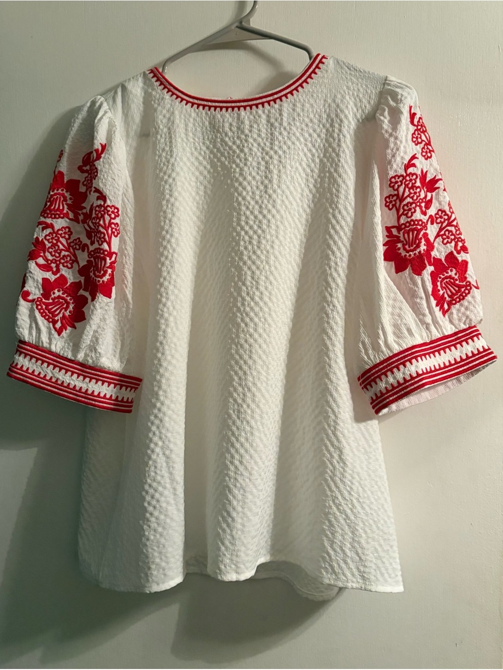 Beautiful THML Waffle Pattern Blouse with Embroidered Flowers on Sleeves